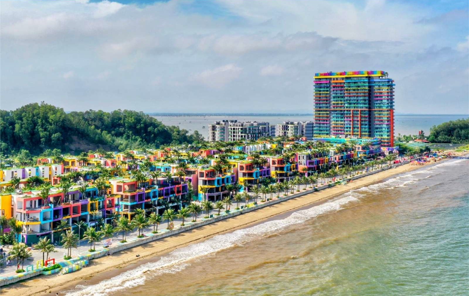 Flamingo hải tiến toàn cảnh