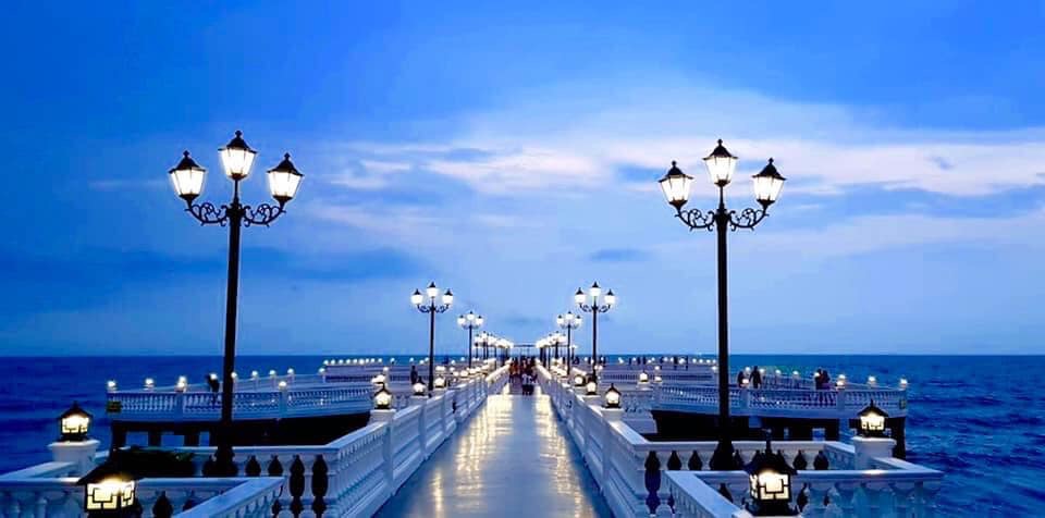 Cầu cảng